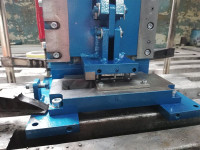 Sliding clip formers