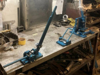 Sliding clip formers
