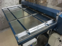 Sheet metal slitting machine (slitter machine) 4 STRIPS